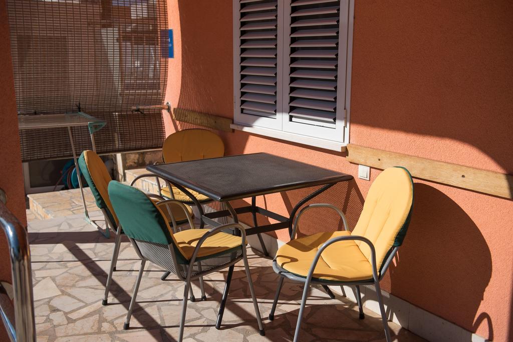 Apartments Ljubica Rogoznica  Bagian luar foto