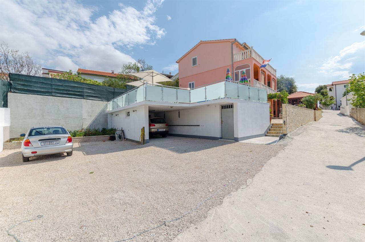 Apartments Ljubica Rogoznica  Bagian luar foto
